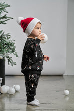 Load image into Gallery viewer, Lounge Jogger - Santa &amp; Friends