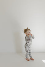 Load image into Gallery viewer, Bamboo Two Piece Pajamas | Darlin&#39;