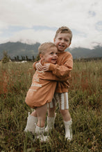 Load image into Gallery viewer, Children&#39;s Sweatshirt | Made It to The Mountains