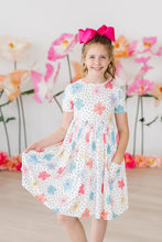 Load image into Gallery viewer, Dots &amp; Daisies S/S Pocket Twirl Dress