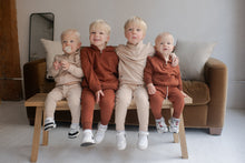 Load image into Gallery viewer, Cascade Quarter Zip Sweatshirt | Kids | Paprika