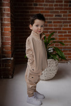 Load image into Gallery viewer, Cascade Quarter Zip Sweatshirt | Kids | Mushroom