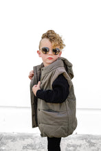 Load image into Gallery viewer, Hooded Puffer Vest - Army Green