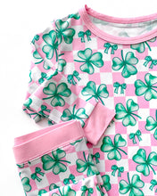 Load image into Gallery viewer, Bamboo Two Piece Set | Shamrock &amp; Bows