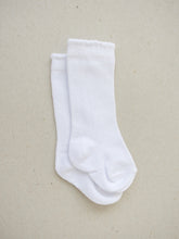 Load image into Gallery viewer, Mebie High Rise Socks