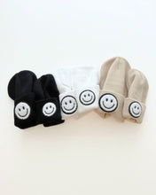 Load image into Gallery viewer, Smiley Beanie | Black