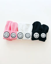 Load image into Gallery viewer, Smiley Beanie | Black