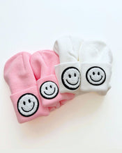 Load image into Gallery viewer, Smiley Beanie | Pink