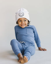 Load image into Gallery viewer, Smiley Beanie | White