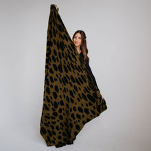 Load image into Gallery viewer, Cheetah | XL Plush Blanket